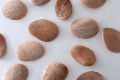 Mondstein Apricot Wave Shape