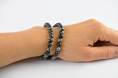 Snow flake Obsidian bead bracelet 6 mm