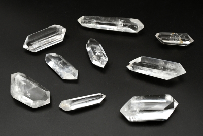 Clear quartz generator