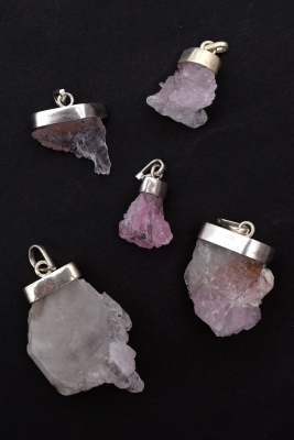 Kunzite raw pendant silver