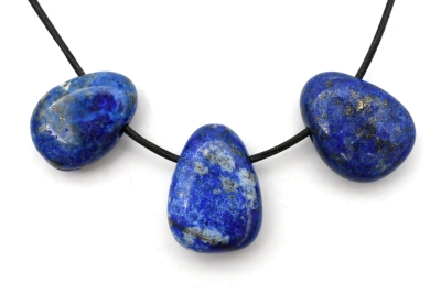 Lapis Lazuli Trommelstein flach gebohrt 3-er Set