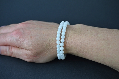 Regenbogen Mondstein Kugelarmband 6 mm