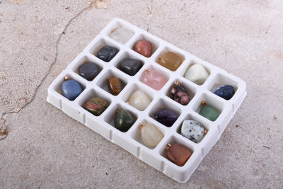 Trommelsteinanh�nger Box