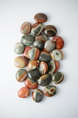 Polychrom-Jaspis Amulett Shape