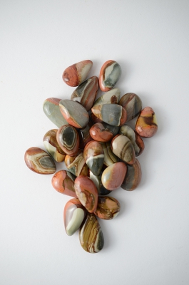 Polychrom Jaspis Drop Shape ungebohrt