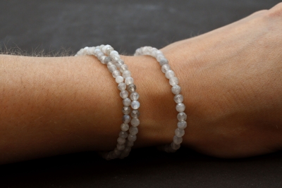 Labradorite Bead Bracelet Faceted 4 mm