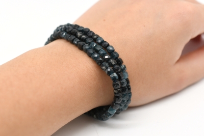 Tourmaline blau Cube Bracelet faceted 4 mm