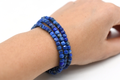 Lapis Lazuli Cube Bracelet faceted 4 mm