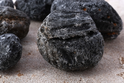 Tektit (Agni Manitite cintamani)