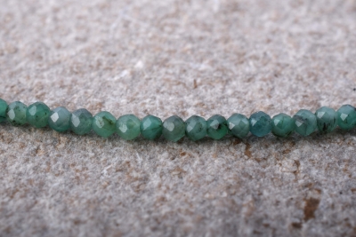 Smaragd Kette facettiert