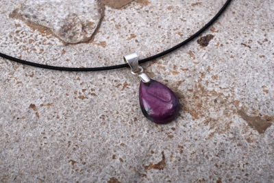 Rubin-Zoisit Anh�nger