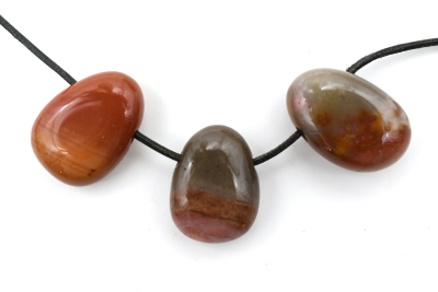 Polychrom Jaspis Trommelsteine flach gebohrt 5-er Set