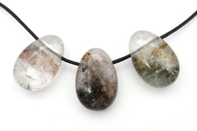 Garden Quartz tumbled stones flat drilled