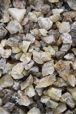 Rutile quartz rough stones