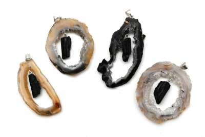 Agate geode slice pendants with tourmaline 925er Silber