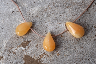 Calcit orange�Drop Shape gebohrt 5-er Set