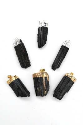 Sch�rl Rohkristall Anh�nger galvanisiert