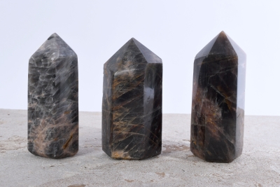 Mondstein schwarz Spitzen