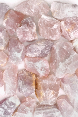 Rosenquarz Rohsteine B-Qualit�t 40 - 60 mm