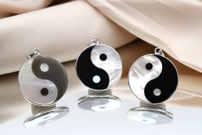 Ying-Yang Pendant