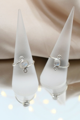 Moon stone white silver ring