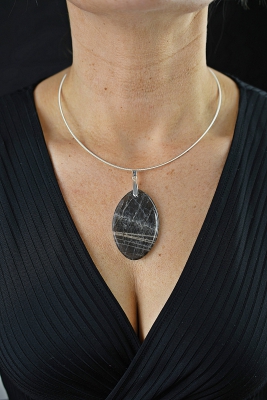 Mondstein schwarz Scheibe