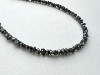 Diamond raw-crystal necklace dark