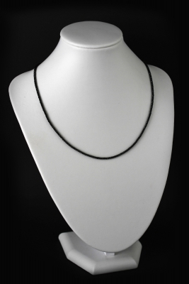 Spinell schwarz Kette facettiert 2 mm