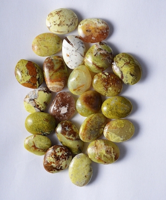 Opal gr�n Amulett Shape