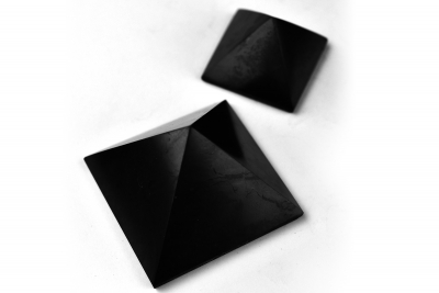 Shungite Pyramid 50 mm
