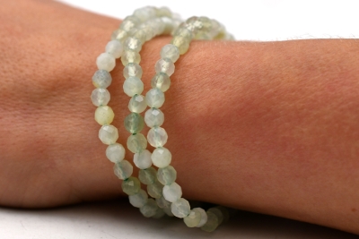 Serpentine (Chinese Jade) Bead Bracelet faceted 4 mm
