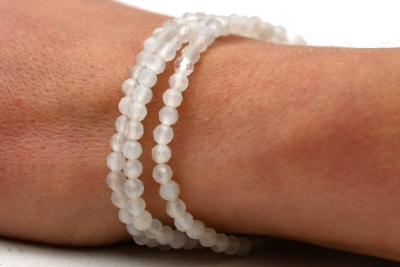 Moonstone White Bead Bracelet faceted 4 mm