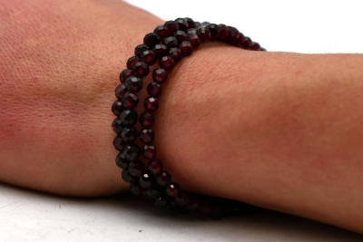 Granat Armband facettiert 4 mm