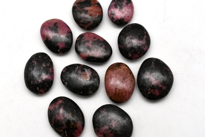 Rhodonit Seifensteine (handpoliert)