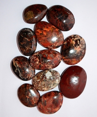 Brecciated jasper palm stones