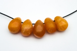 Calcit orange�Drop Shape gebohrt 5-er Set
