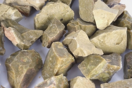 Opal gr�n Rohsteine