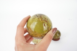 Opal green spheres