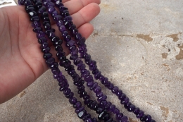 String of amethyst chips