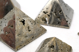 Pyrit Pyramide