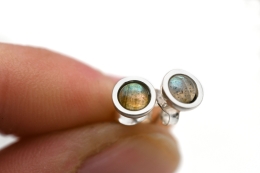 Labradorit Ohrstecker rund mit Silberrand