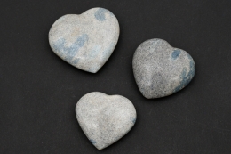 Azurit in Granit (K2-Stein) Herz 60 - 80 mm