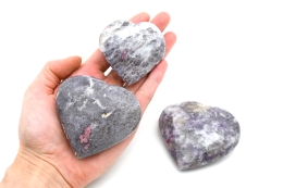 Pink Turmalin in Lepidolith / Feldspat Herz 60 - 80 mm