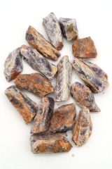 Chevron Amethyst roh