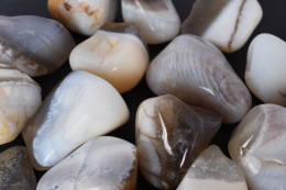 Opal wei� Trommelsteine