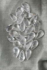 Bergkristall Drop Shape ungebohrt