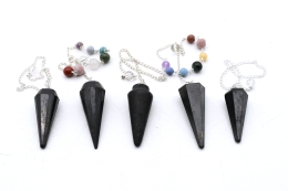 Schungit Pendel facettiert mit Chakra Kette