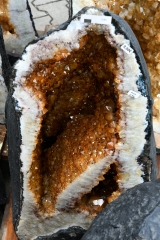 SOLD: Citrine (burnt) Druses Lot 419 kg netto