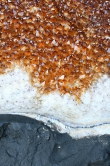 27.11. Citrine (burnt) Druse Big