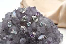 Topas blau facettiert Anh�nger